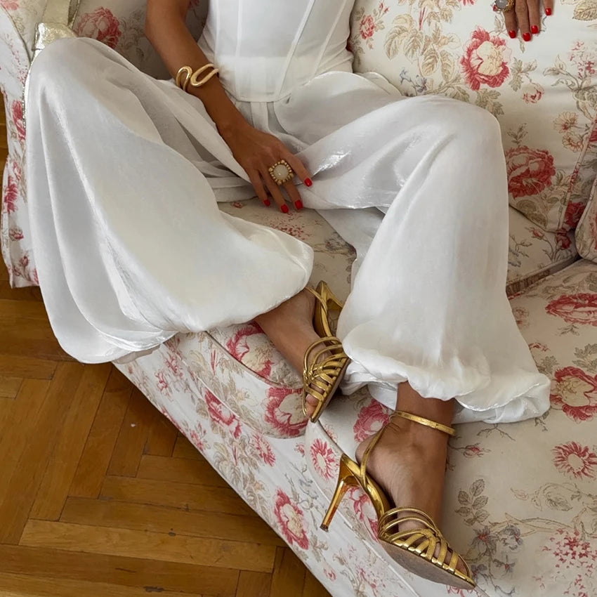 LIORA | Pleated Wide-Leg Trousers