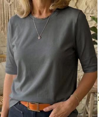 Calvera | Comfort Coverage Tee