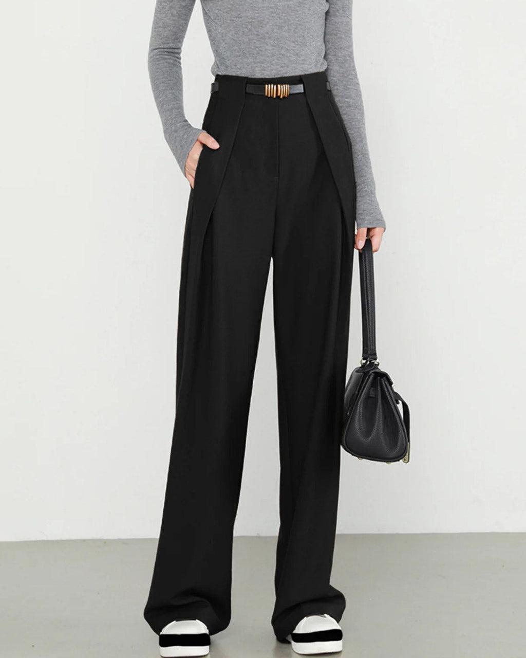 The Classic Black Straight Trouser