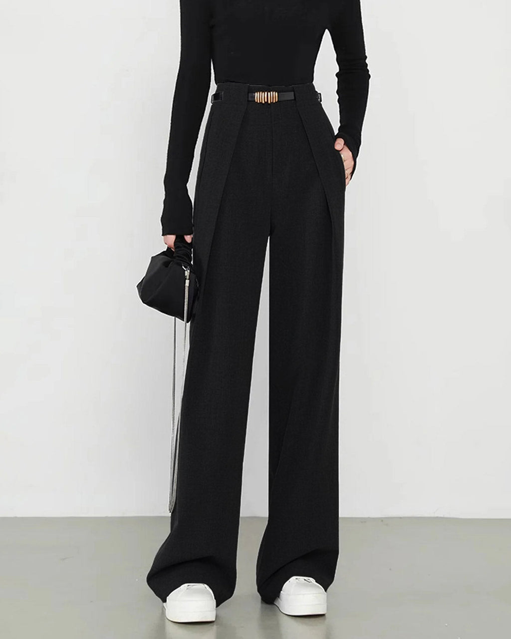 The Classic Black Straight Trouser